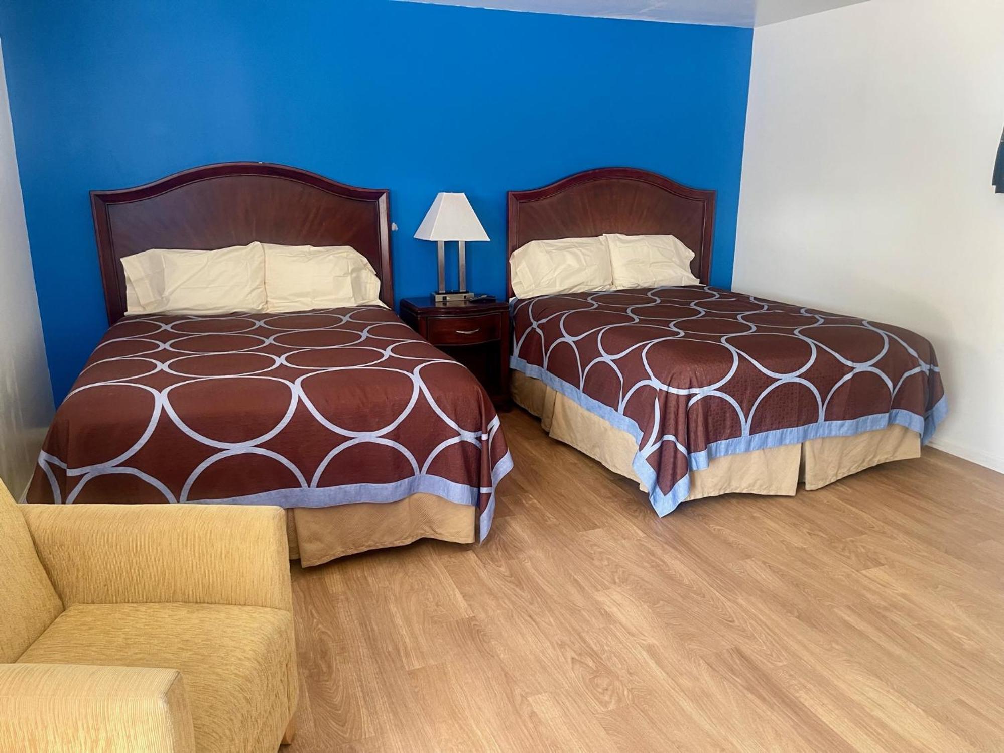 Flora Rodeway Inn מראה חיצוני תמונה