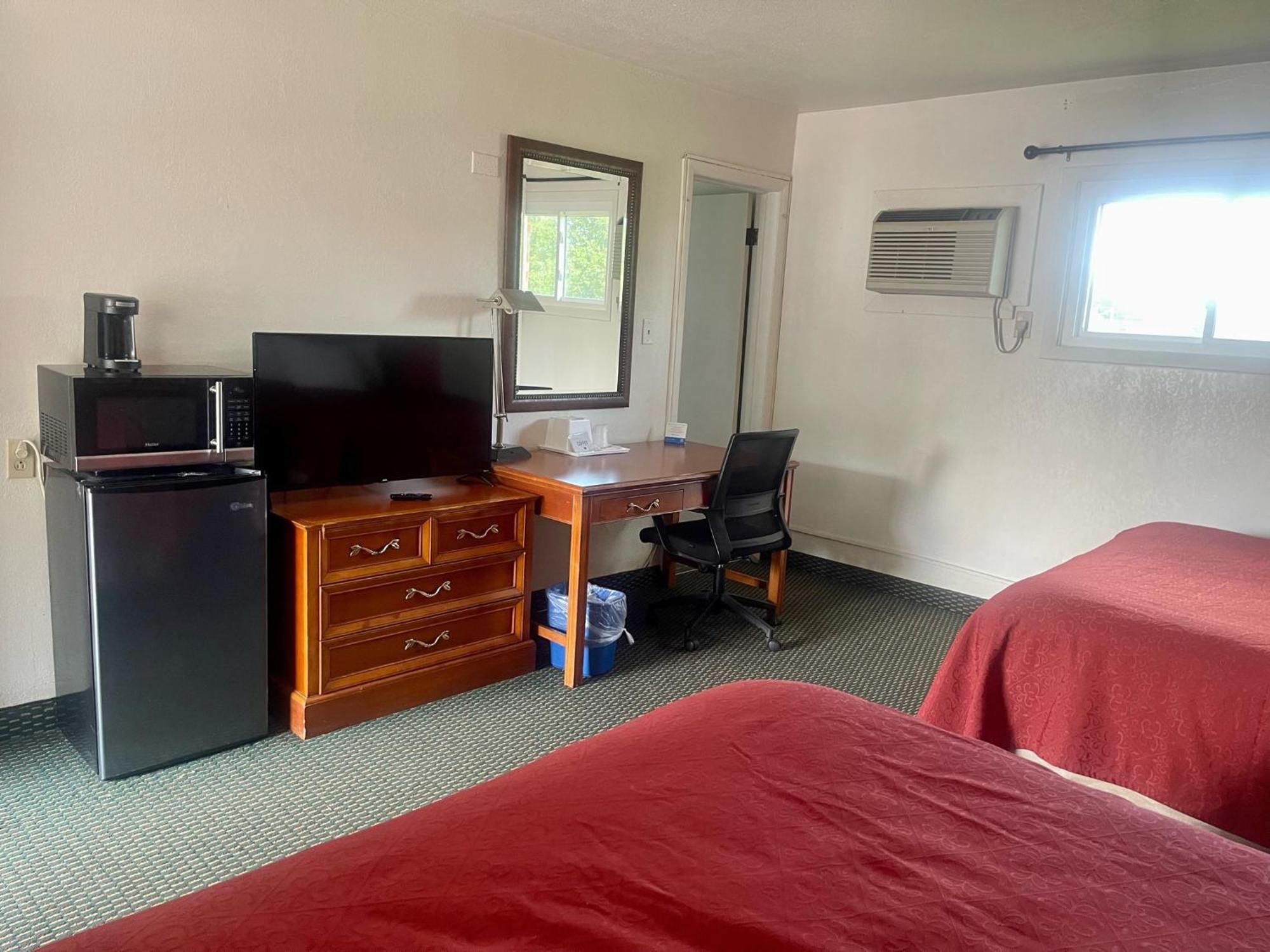 Flora Rodeway Inn מראה חיצוני תמונה